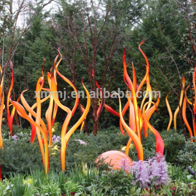 Modern handmade red yellow color blown glass cranes sculpture garden ornaments sculpture